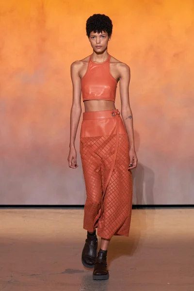 Look 52